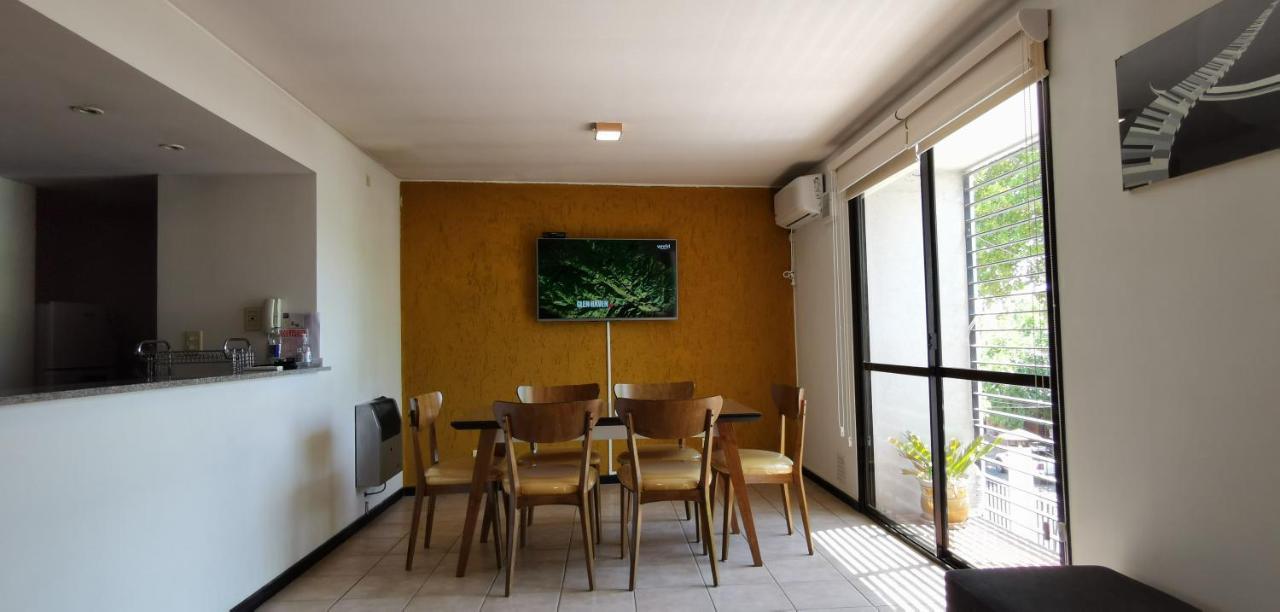 מנדוזה Belgrano Apartment Con Cochera מראה חיצוני תמונה